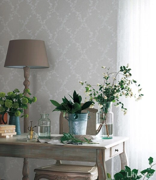 大人かわいい柄入り壁紙