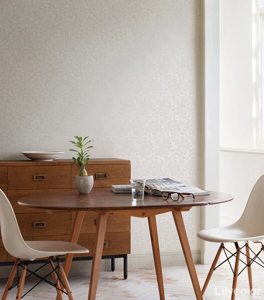 高級感のあるクラシカルデザイン壁紙