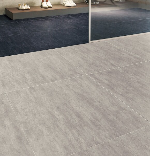 ロイヤルストーン・モア　フランモルタル