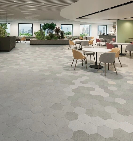 ロイヤルウッド・ヘキサ　ラトリエオーク