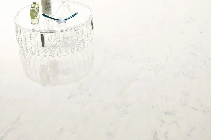 ロイヤルストーン　ビアンコカララネオ