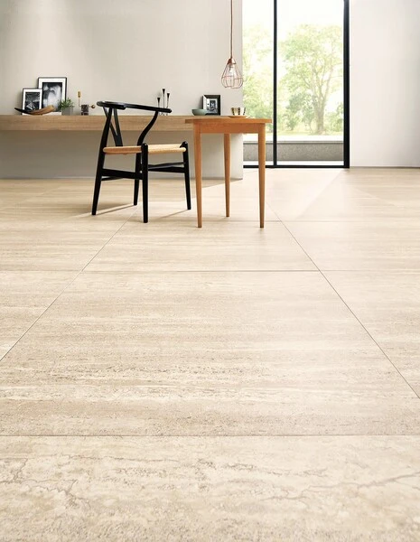 ロイヤルストーン・モア　トラバーチンロマーノ