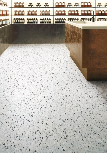 ロイヤルストーン　ビアンコテラゾー