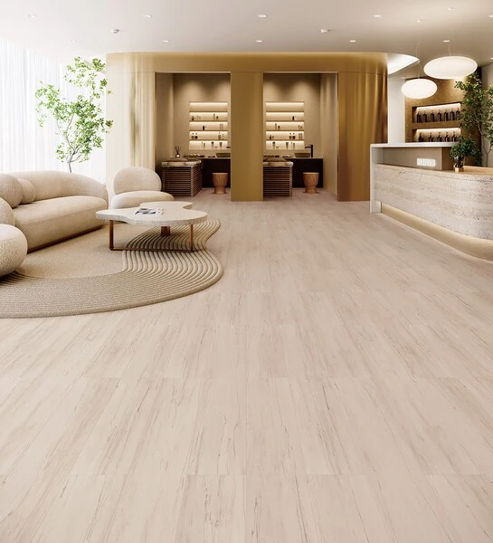 ロイヤルウッド　スポルテッドビーチ