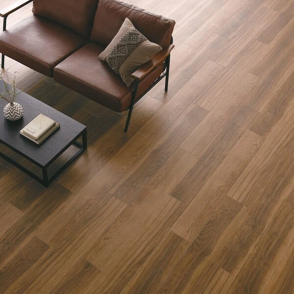 ロイヤルウッド　ノーブルウォルナット