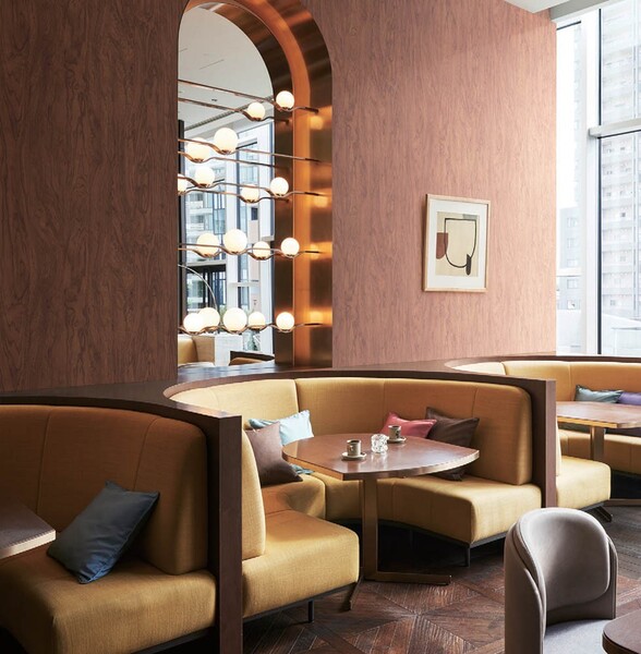 落ち着きカラーの木目柄壁紙