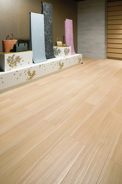 ロイヤルウッド　信州檜