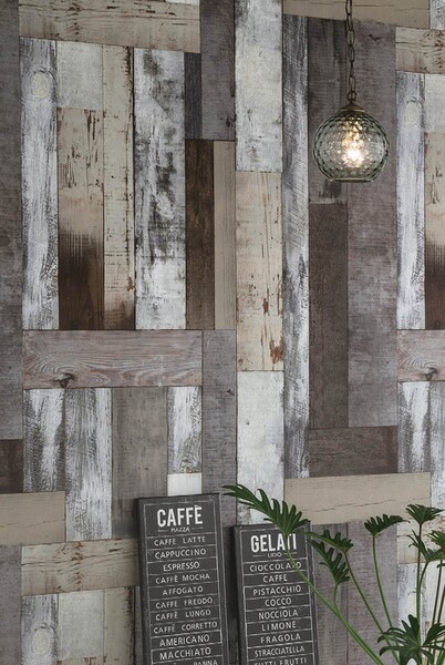 ヴィンテージ感のある木目柄壁紙