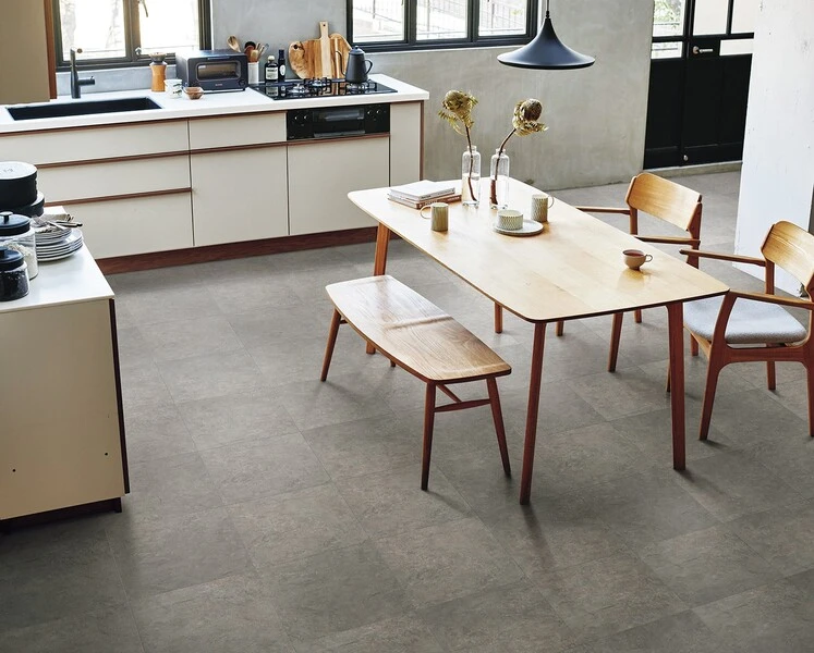 クラシアルタイル　コンクリート