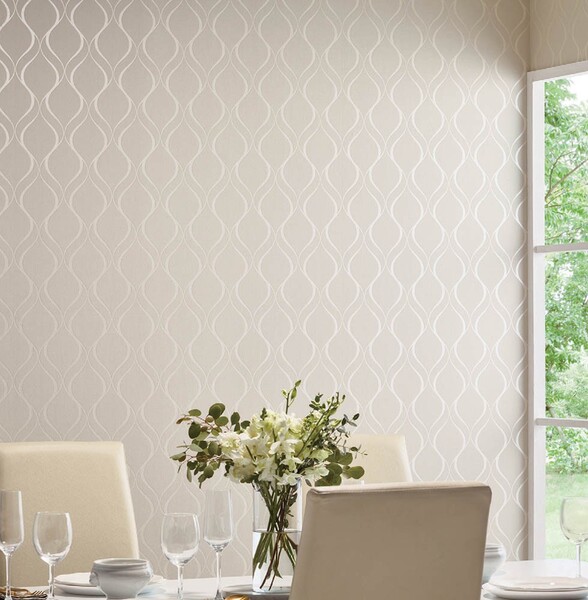 上品なクラシカルデザイン壁紙