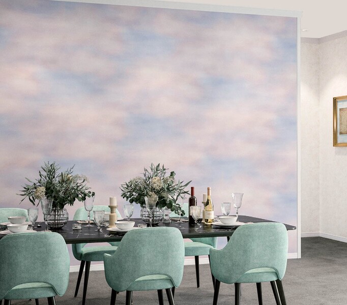 優しい色味の抽象柄入り壁紙