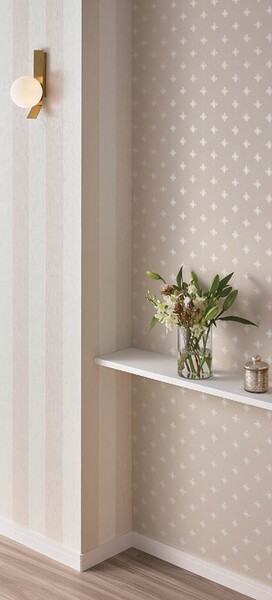 大人可愛い柄入り壁紙